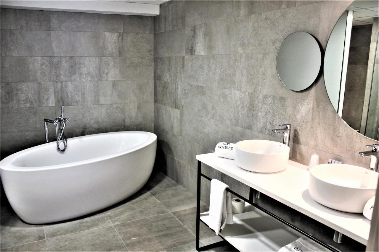 Apartahotel Dos Rios Aínsa Екстериор снимка