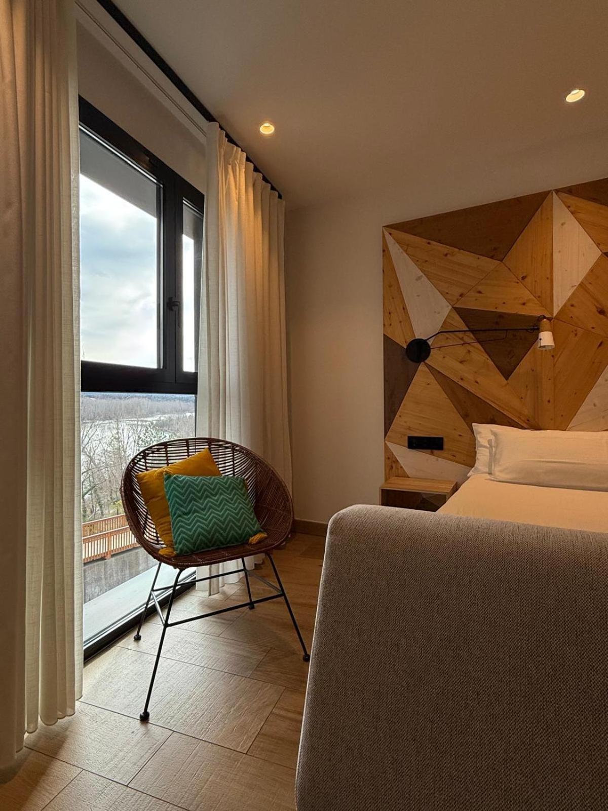 Apartahotel Dos Rios Aínsa Екстериор снимка